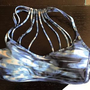 Lululemon Lighten Up Bra size 8